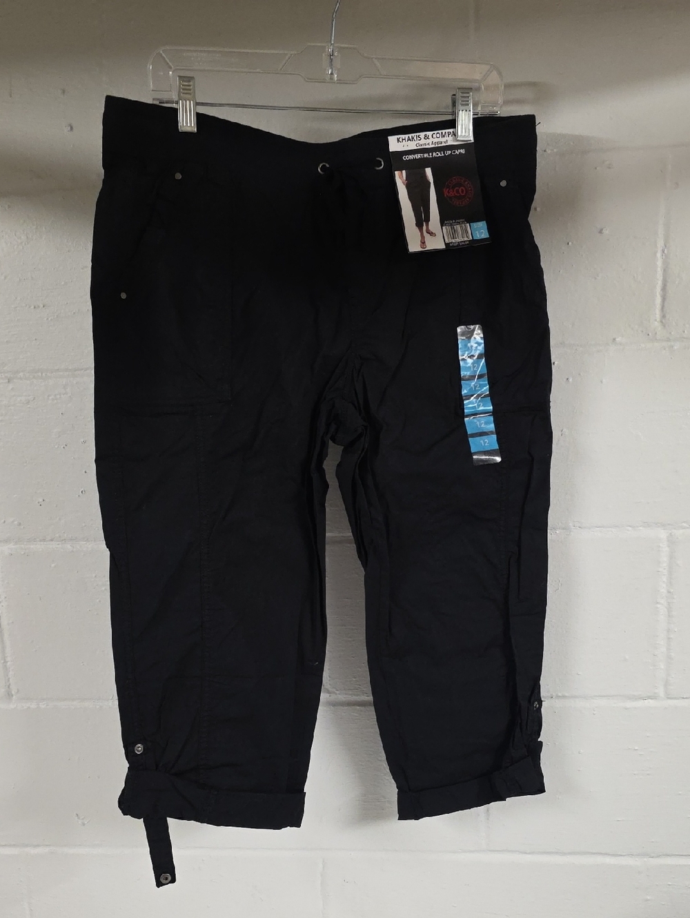 Women’s Black Drawstring Cargo Capris